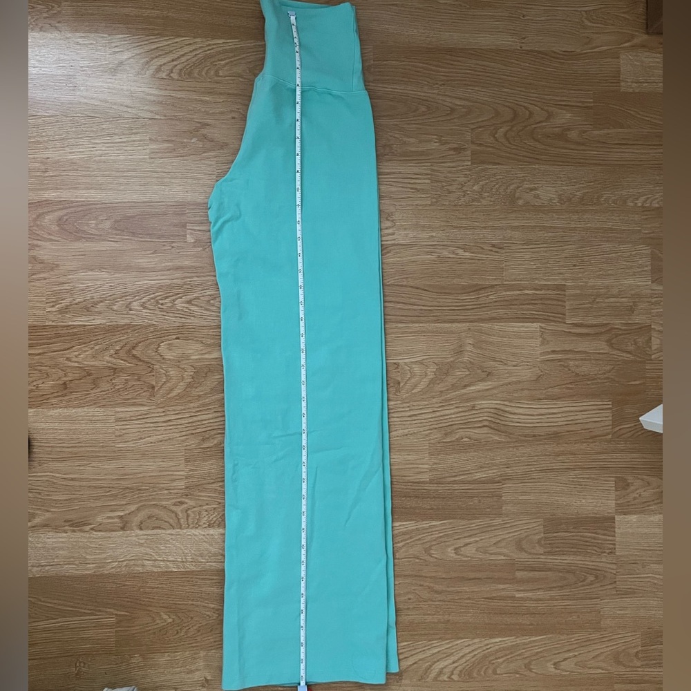 BRANDY MELVILLE PRISCILLA PANTS - Picture 6 of 7